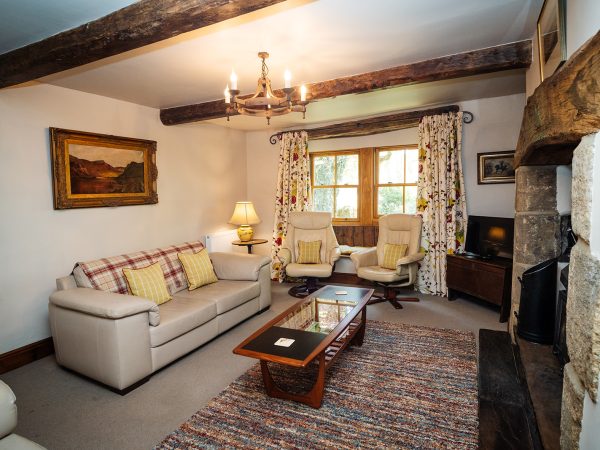 Bay Horse Farm Holiday Cottages Living room fire